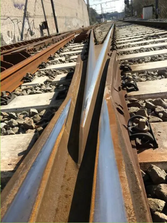 کاربرد فولاد هادفیلد در راه آهن